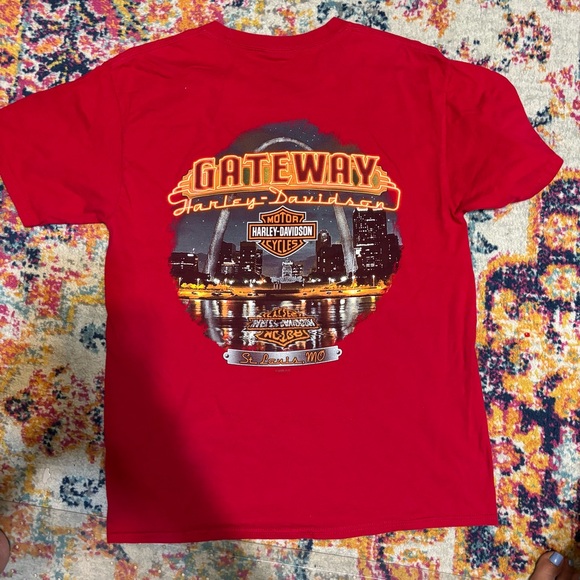 Harley-Davidson Red Gateway Graphic Tee - Picture 1 of 4